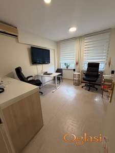 ODLIČAN STAN U CARA DUŠANA 74m2 POTENCIJAL ZA ORDINACIJU ILI SALON